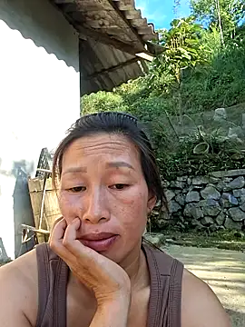 Snapshot of ngocngoc_cute chatting on 05/14/26, 09:49 ngocngoc cute online show from 05/14/26, 09:49