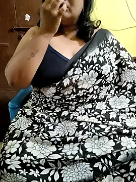 Snapshot of Swapna_Hyd chatting on 04/24/26, 05:21 Swapna Hyd online show from 04/24/26, 05:21