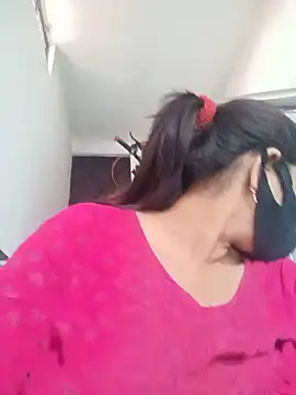 soni yhakur online show from 05/16/26, 12:29
