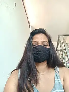 soni yhakur online show from 06/17/26, 12:46