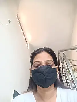 soni yhakur online show from 07/10/26, 12:59