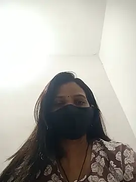 soni yhakur online show from 08/05/26, 01:30