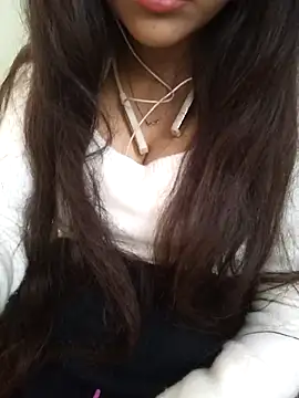 Snapshot of Neha_Tyagi chatting on 11/19/25, 08:58 Neha Tyagi online show from 11/19/25, 08:58