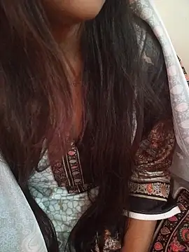 Snapshot of Neha_Tyagi chatting on 11/24/25, 05:29 Neha Tyagi online show from 11/24/25, 05:29