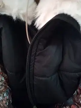 Snapshot of Neha_Tyagi chatting on 11/27/25, 04:58 Neha Tyagi online show from 11/27/25, 04:58