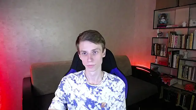 yes cute boy  online show from 09/27/25, 05:07