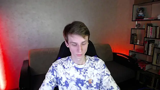 yes cute boy  online show from 10/05/25, 09:18