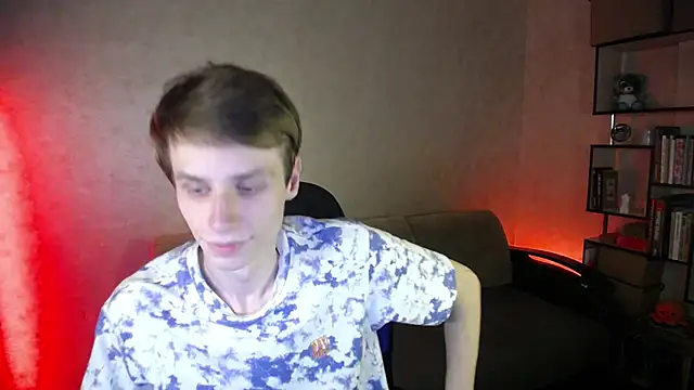 yes cute boy  online show from 10/12/25, 07:24