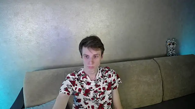 yes cute boy  online show from 03/13/26, 08:04