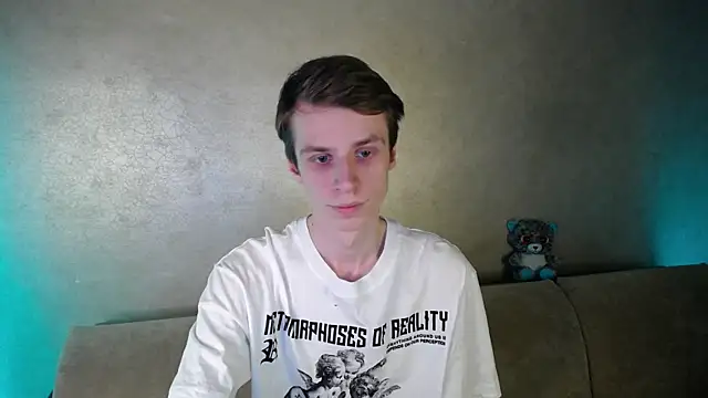 yes cute boy  online show from 03/26/26, 04:34