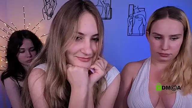 Snapshot of riley_sanders chatting on 07/23/26, 01:58 riley sanders online show from 07/23/26, 01:58