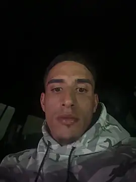 Snapshot of Cuban_4777 chatting on 11/12/25, 05:52 Cuban 4777 online show from 11/12/25, 05:52