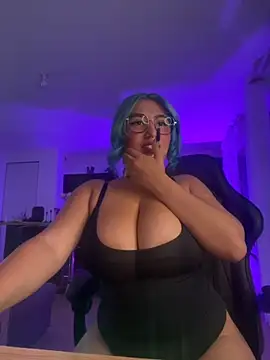 HATSUNE   online show from 09/15/25, 07:08