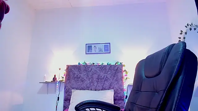 vane jimenez  online show from 09/14/25, 10:58