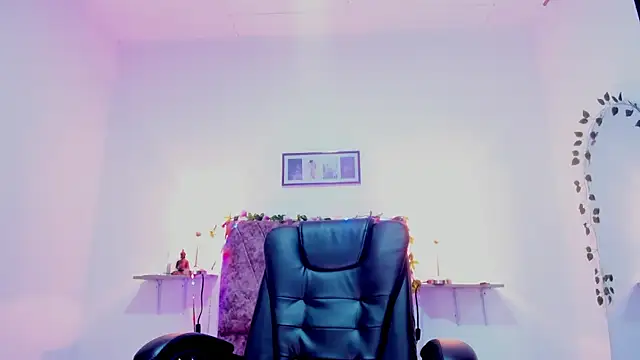 vane jimenez  online show from 09/28/25, 07:08