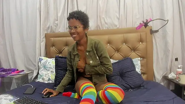 didoelizabeth online show from 09/17/25, 01:02