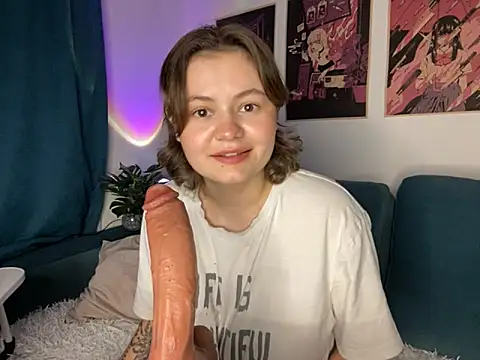 MoonIvy  online show from 09/14/25, 05:12