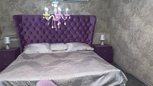 Anna Kenann online show from 09/10/25, 06:57