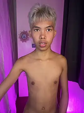 Snapshot of urcumjp chatting on 12/18/25, 09:04 urcumjp online show from 12/18/25, 09:04