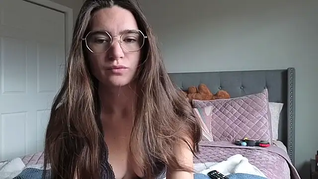 bambifarrina online show from 10/15/25, 07:58