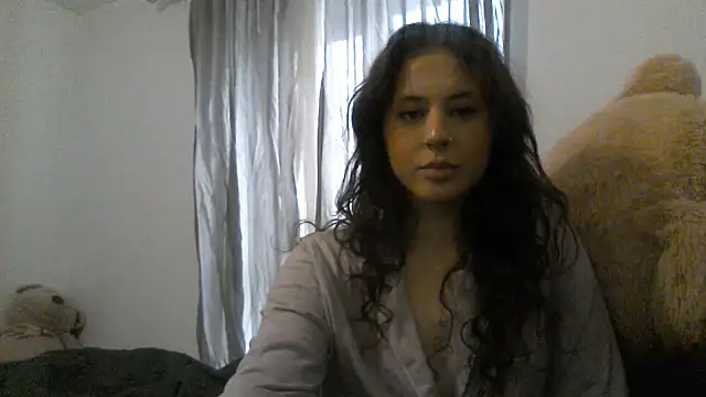 Snapshot of laylabliss chatting on 10/10/25, 03:11 laylabliss online show from 10/10/25, 03:11