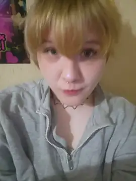 Snapshot of xrixsyx_and_ricky chatting on 07/13/26, 05:49 xrixsyx and ricky online show from 07/13/26, 05:49