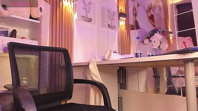 AgathaAtenea online show from 10/02/25, 06:15