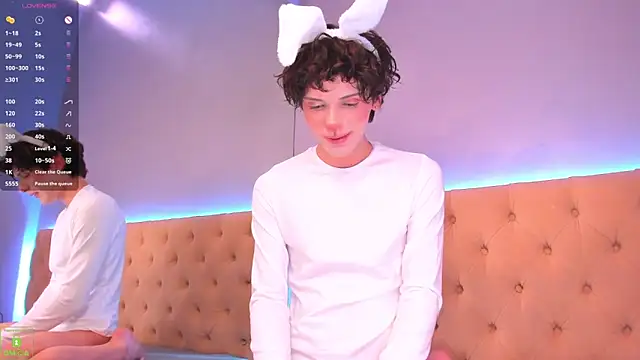 ColeStorm online show from 10/12/25, 09:14