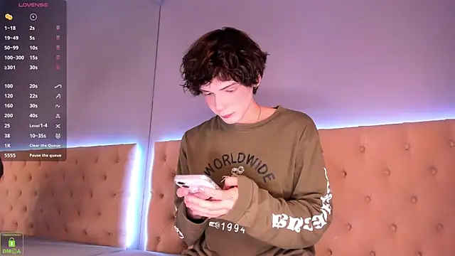 ColeStorm online show from 10/25/25, 08:47