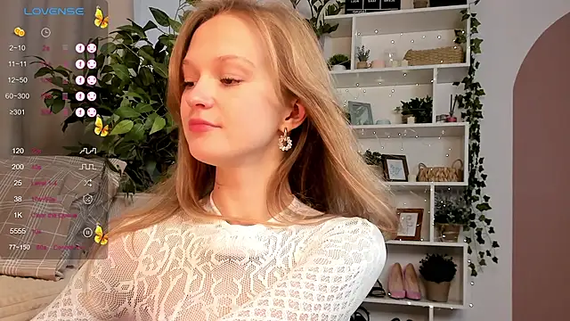 Kara smalltits online show from 10/09/25, 12:03