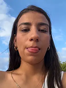 -juicy  online show from 11/03/25, 09:38