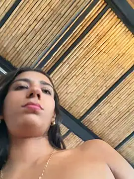 -juicy  online show from 12/14/25, 09:41