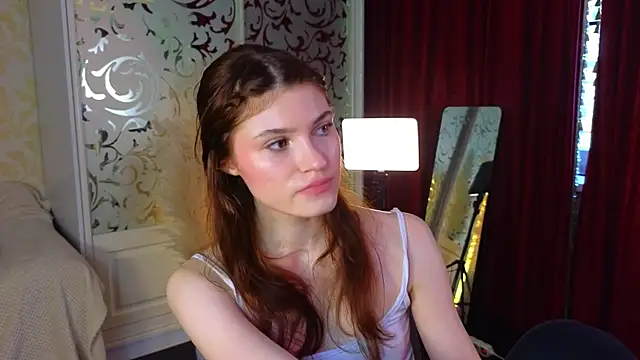 Snapshot of Angell_Wild chatting on 10/09/25, 12:03 Angell Wild online show from 10/09/25, 12:03