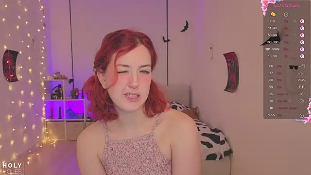 bananasgirl online show from 11/12/25, 05:30