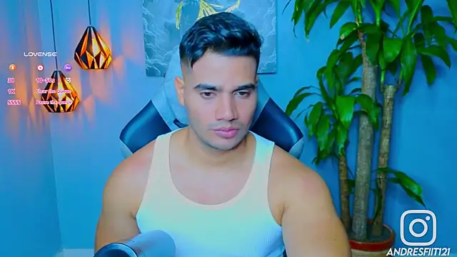 AndresR3 online show from 09/20/25, 02:45