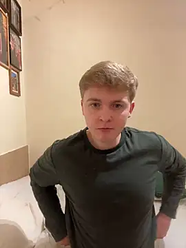 bigyoungman18 online show from 11/04/25, 02:32