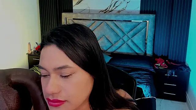 Issafoxx online show from 09/22/25, 11:56