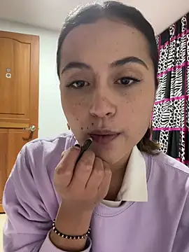 Snapshot of Ana__Pink chatting on 05/09/26, 12:27 Ana Pink online show from 05/09/26, 12:27