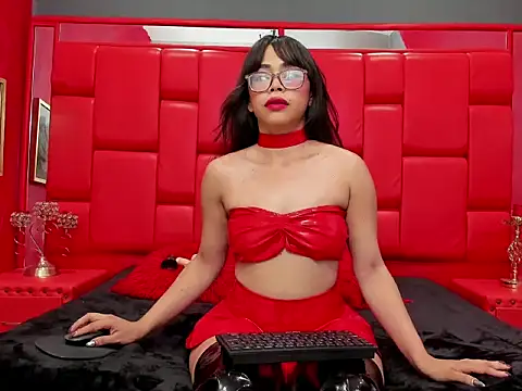 Snapshot of CarlaLordes chatting on 10/14/25, 07:14 CarlaLordes online show from 10/14/25, 07:14