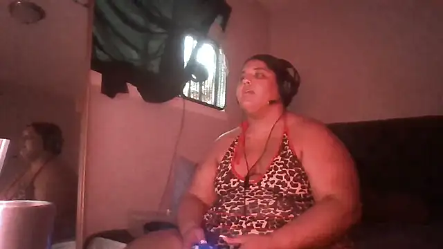 1n0nlythroat online show from 07/14/26, 02:05