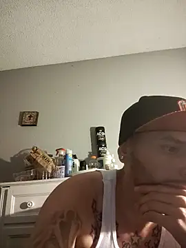 Snapshot of Blessdsoulja44 chatting on 10/19/25, 09:10 Blessdsoulja44 online show from 10/19/25, 09:10