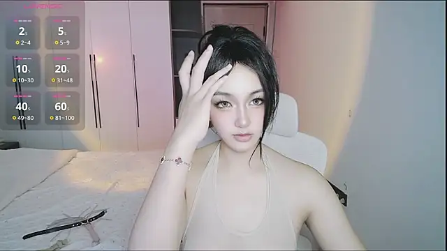 Snapshot of Olivia520 chatting on 10/09/25, 05:27 Olivia520 online show from 10/09/25, 05:27