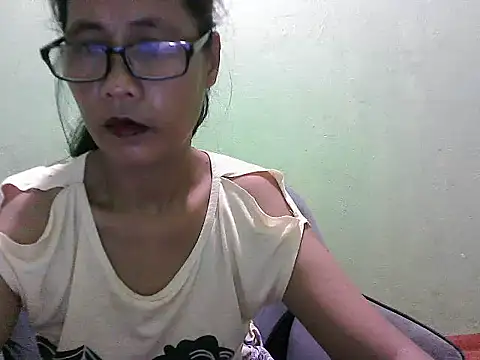 HotLadyPinay32 online show from 02/25/26, 01:21