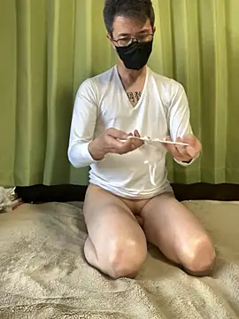 kirishiman1104 online show from 04/25/26, 12:46