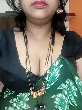 Snapshot of Chadni_kannada chatting on 11/16/25, 03:01 Chadni kannada online show from 11/16/25, 03:01