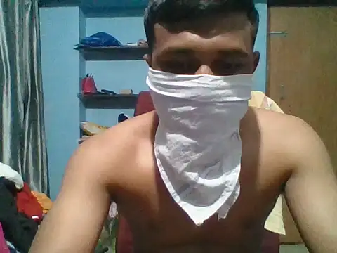 Snapshot of omkarcoll chatting on 12/02/25, 06:52 omkarcoll online show from 12/02/25, 06:52