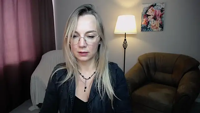 Ava Elior online show from 09/10/25, 12:16