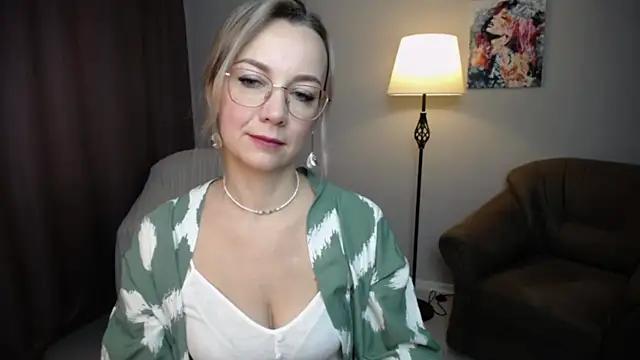 Ava Elior online show from 10/05/25, 05:17