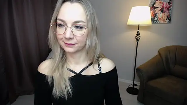 Ava Elior online show from 11/09/25, 05:50