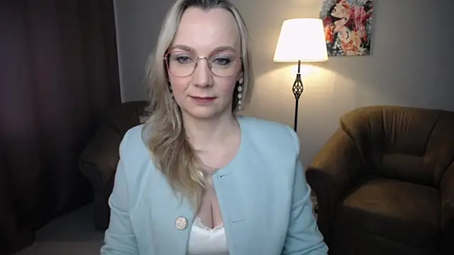 Ava Elior online show from 05/11/26, 10:21